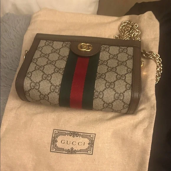 Gucci Monogram Beige and Brown Chain Wallet - Picture 2 of 2